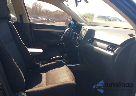 2018 Mitsubishi Outlander Se from USA, damaged, VIN JA4AD3A30JZ058975